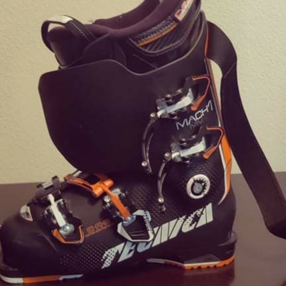 Tecnica Mach 1 Flex 100 MV Boots 26.5 - Picture 4 of 11